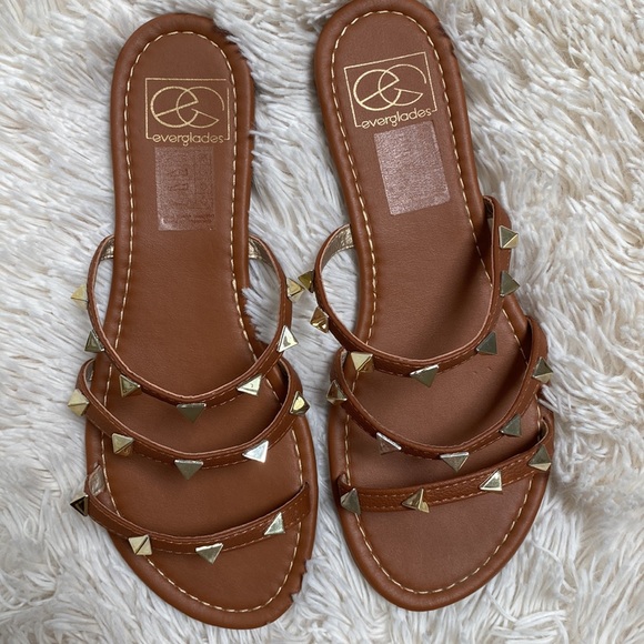 ๐HP๐ Everglades Studded Strap Sandals ๐ Cognac & Gold - Picture 3 of 10